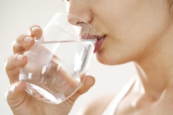 ENFERMEDADES  El equilibrio entre la energía que consumes y la que gastas es esencial para mantener un peso adecuado y un metabolismo saludable.  Muchas veces, el exceso