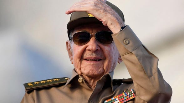 RAÚL CASTRO Estados Unidos analiza presentar cargos formales contra Raúl Castro por el derribo de aviones de Hermanos al Rescate en 1996, según reportes de CBS.  Estados