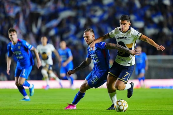 FUTBOL Pumas y Cruz Azul definirán hoy al campeón del Clausura 2026 en una final que llega empatada tras un intenso duelo de ida.  Los equipos de Pumas UNAM y Cruz