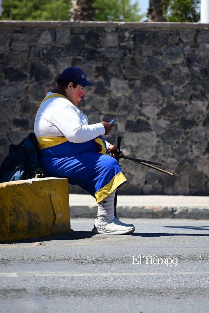 Galería fotográfica: Cuando el calor no detiene la lucha diaria en las calles