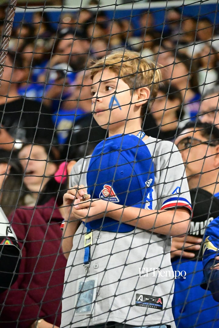 Galería fotográfica: A ras de cancha: la inauguración del béisbol como nunca la viste