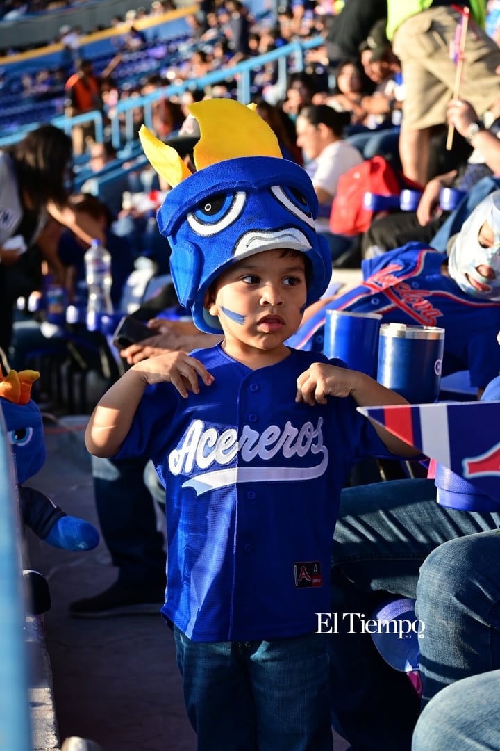 Galería fotográfica: Afición protagonista en inauguración de la LMB en Monclova