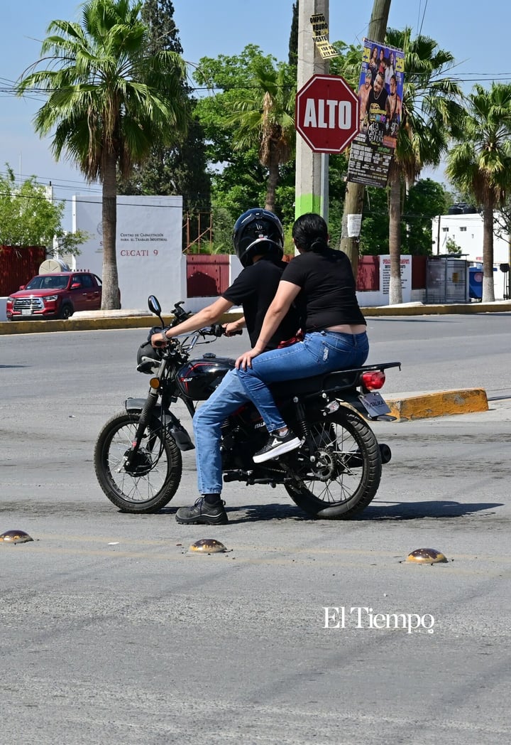 Galería fotográfica: Moverse bajo el calor también golpea el bolsillo de los monclovenses