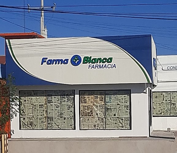 Nuevas farmacias y consultorios siguen construyéndose en Piedras Negras 