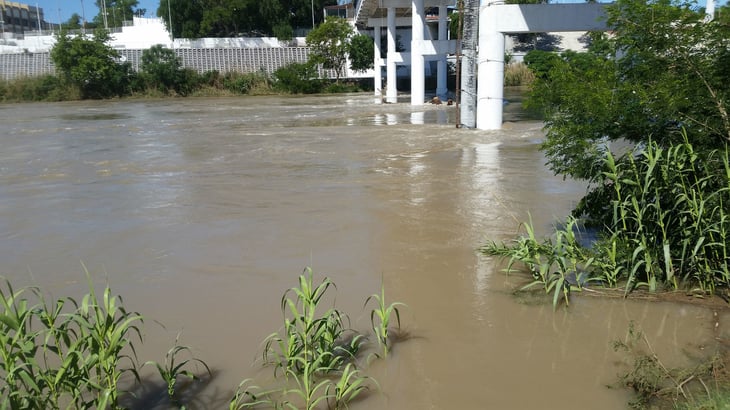 Río Bravo eleva su caudal a un metro por escurrimientos