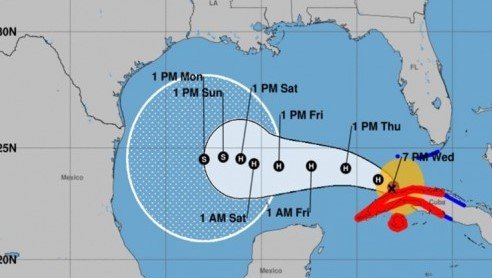 “Rafael” se desvía pero Solo dejará lluvias  en México