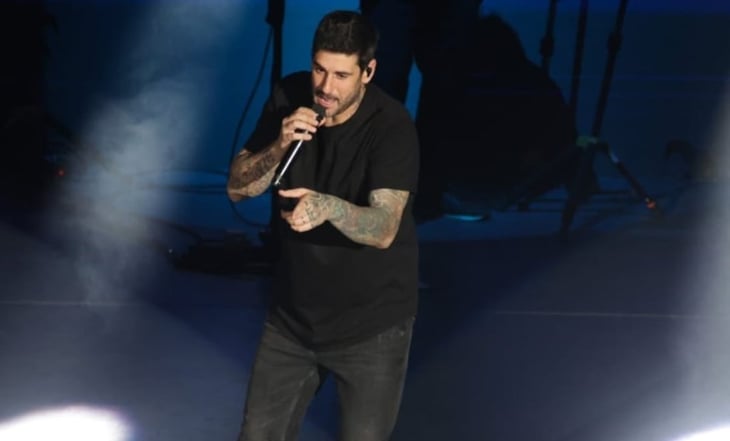 Melendi arma velada romántica en el Auditorio con Lucero Mijares y Ha*Ash