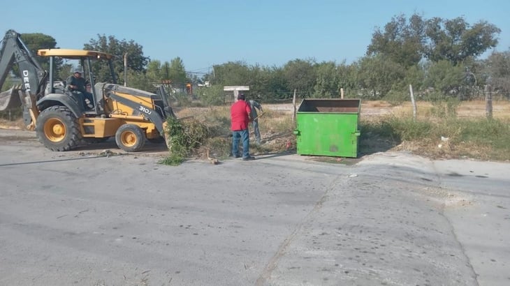 Limpia San Buenaventura los perímetros de contenedores