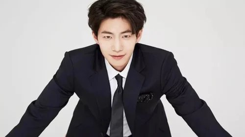 Hallan muerto al actor surcoreano Song Jae-rim en su casa