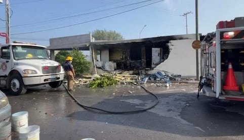 Explota tanque de gas en una vivienda en Tamaulipas