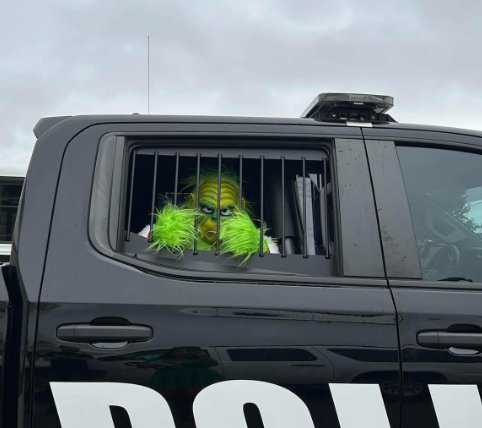 Capturan al 'Grinch' en Eagle Pass durante las festividades navideñas