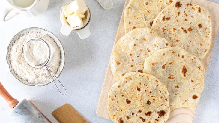 ¿Comprar o hacer tortillas de harina, qué es más barato?