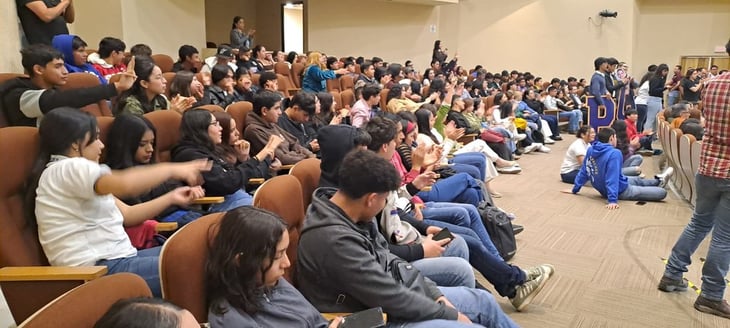 En encuentro con estudiantes de Ciudad Universitaria, rector informó el destino de 79 millones recibidos 