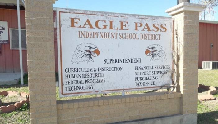 Detectan irregularidad en inscripción de estudiante en Eagle Pass