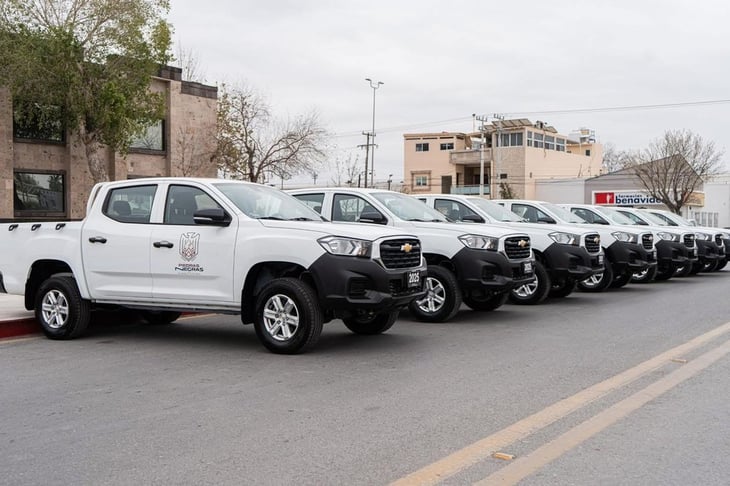 Entregan 12 nuevas unidades para reforzar servicios públicos en Piedras Negras