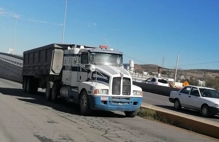 Abren convocatoria para maestros de Operación de Vehículo Quinta Rueda en Coahuila