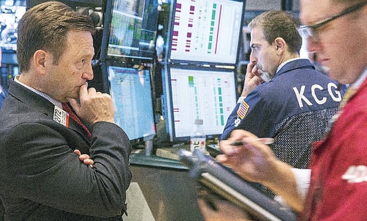 Nasdaq cae 4% ante temores de recesión en Estados Unidos