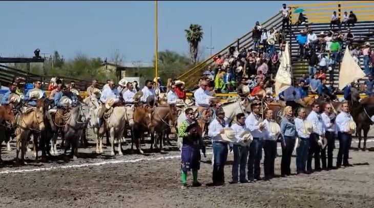 Festejo de 100 años en Melchor Múzquiz: rodeo, música y tradiciones