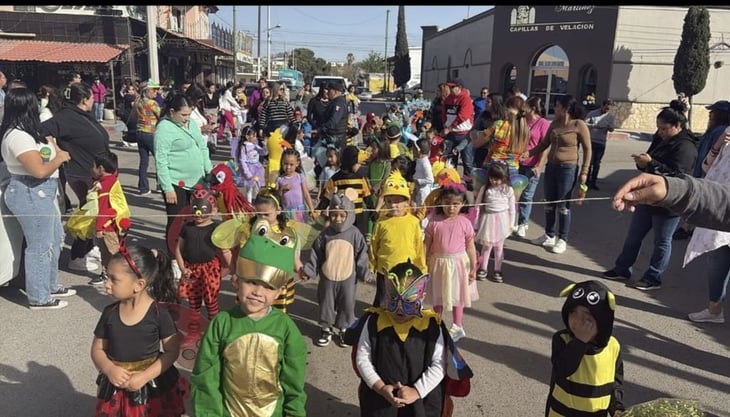 Nueva Rosita da inicio a la primavera con un colorido desfile