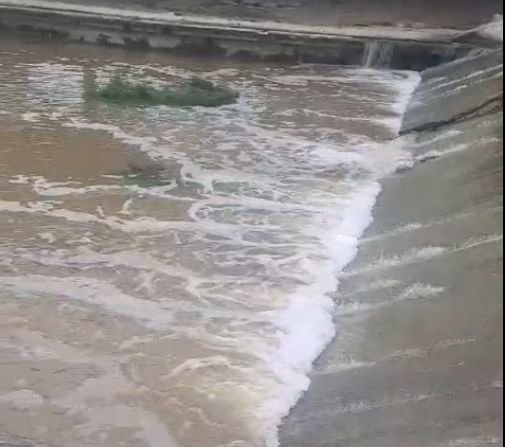 Lluvias reviven temporalmente el cauce del Río Escondido en Piedras Negras