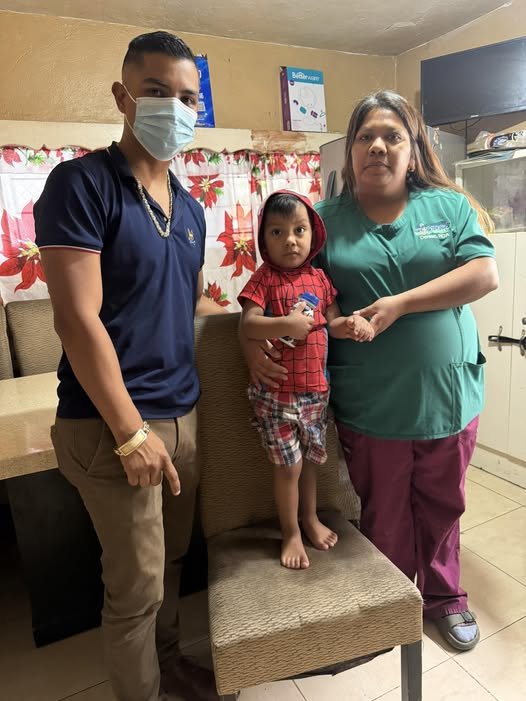 Familia de Carlitos enfrenta grandes desafíos para su tratamiento de leucemia