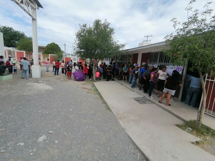 Retrasos en apertura de casillas en elecciones de Coahuila