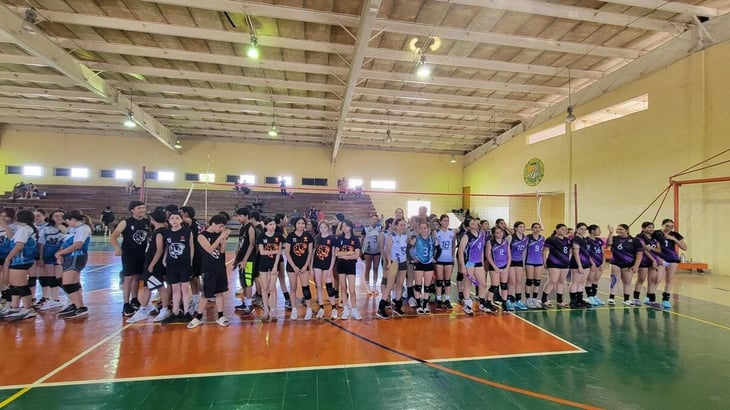 El 12° circuito estatal de voleibol impulsa el deporte en Múzquiz