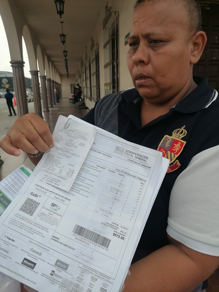 Ciudadanos afectados no ven reflejados pagos de licencia de manejo en recaudación de Monclova