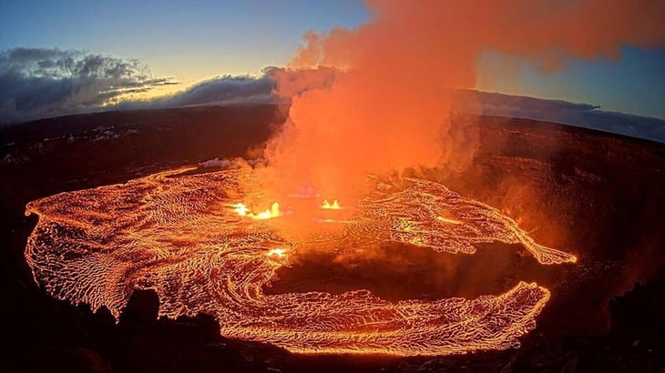 ¡Lava al cielo! Así estalló el volcán Kilauea esta madrugada