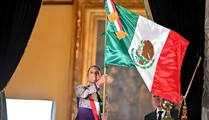 Sheinbaum rinde homenaje a mujeres insurgentes en Grito