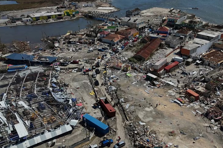 Jamaica sufre graves daños e inundaciones tras paso de huracán Melissa