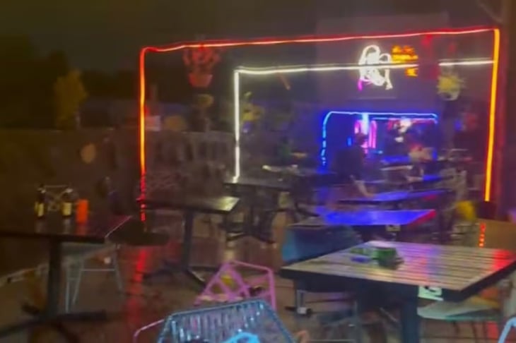 Cae techo en antro de Barrio Antiguo en Monterrey; no hay personas lesionadas