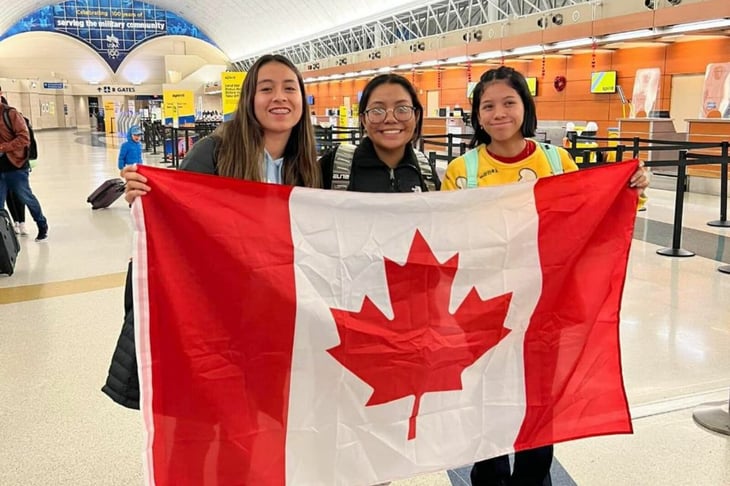 Jóvenes buscan futuro como niñeras en el extranjero