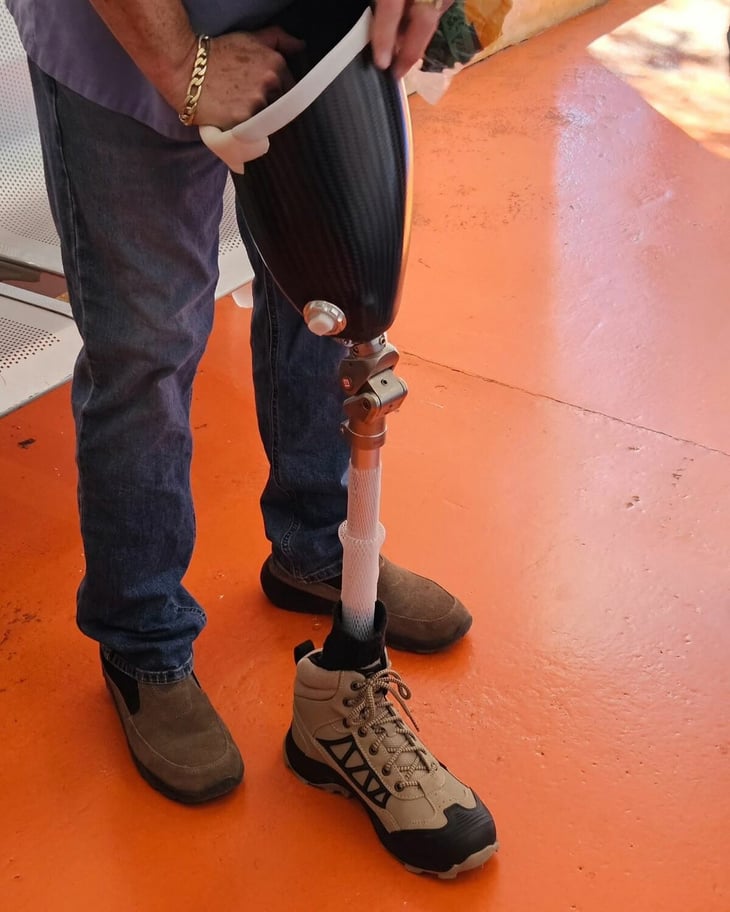 Recuperar movilidad: DIF entrega prótesis a ciudadano de Piedras Negras