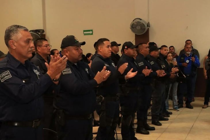 foto Operativo especial de seguridad durante el desfile revolucionario