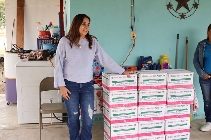 DIF San Juan de Sabinas entrega asistencia social alimentaria en el Ejido Zaragoza