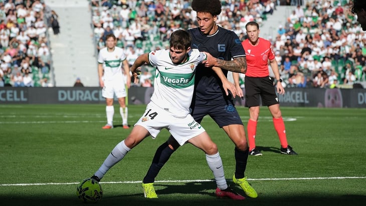 El Girona visita al Elche en un duelo para reforzar sensaciones