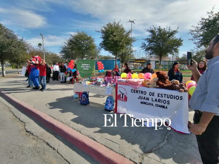 Jóvenes inician colecta para regalar en Navidad a familias de escasos recursos