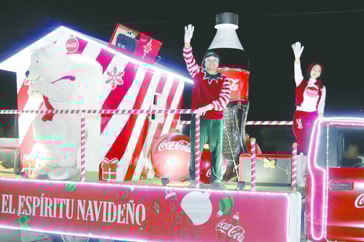 foto Coca-Cola Sabinas ilumina la ciudad con desfile navideño