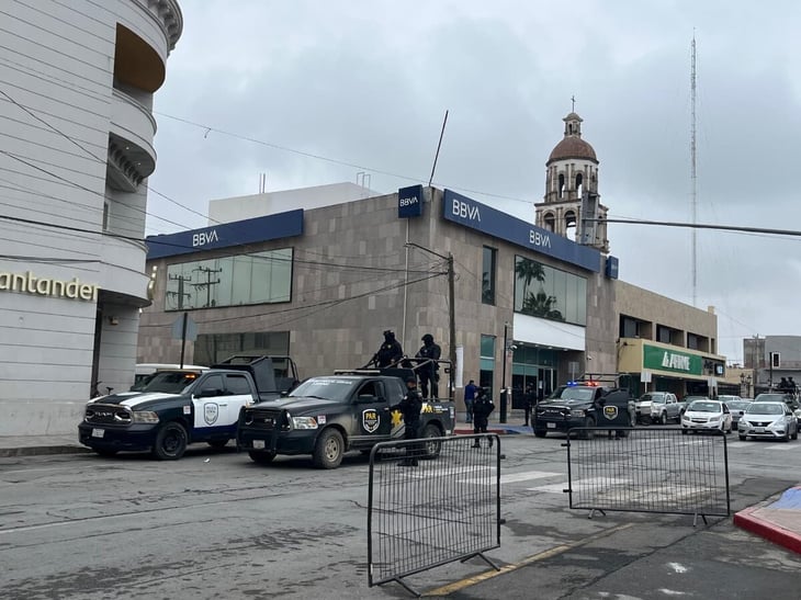 Operativo de seguridad se activa tras reporte de sujeto armado en el centro de Monclova