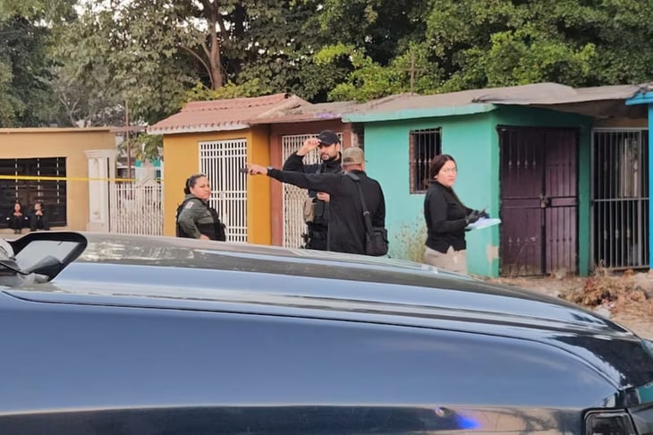 Detienen a dos hombres, uno menor, con arsenal y drogas en Navolato