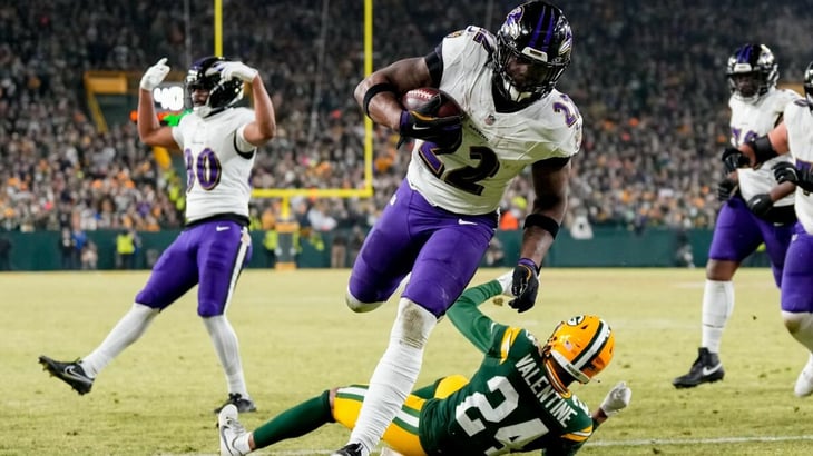 foto Victoria de Ravens mantiene esperanzas de Playoffs en AFC Norte