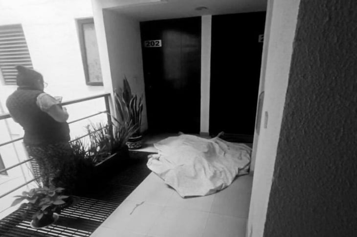 Muere adulto mayor tras caer durante evacuación por sismo 6.5 en CDMX