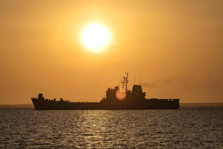 Guardia Costera de EE.UU. aborda petrolero con bandera rusa en Atlántico Norte