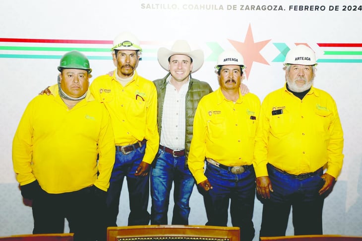 Manolo promete reforzar combate a incendios forestales