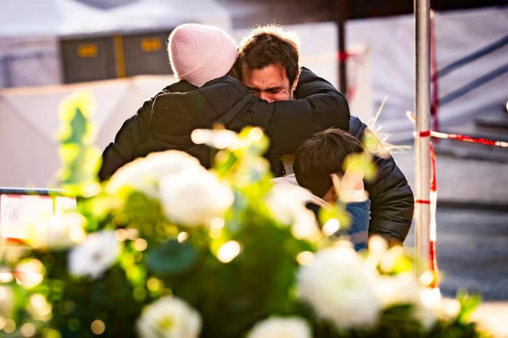 Copropietarios de bar en Suiza reconocen uso habitual de bengalas antes de incendio mortal