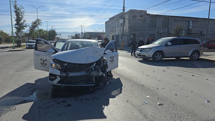Trabajador de Tecnoval provoca choque por alcance en la colonia Occidental