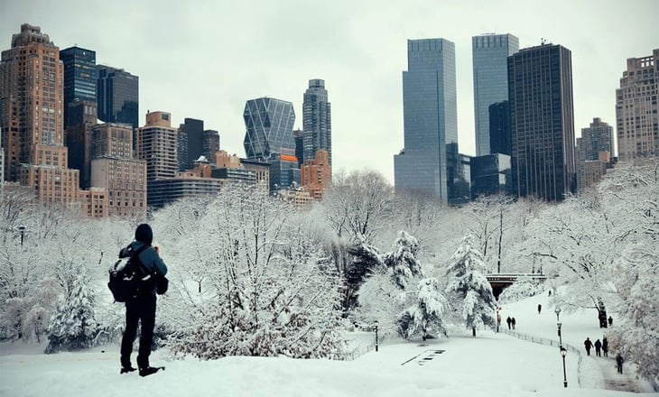Aire ártico extremo, nieve y hielo ponen en alerta a más de 20 estados de EE.UU.