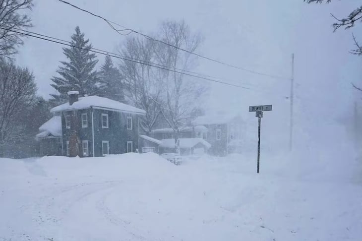 Tormenta invernal paraliza más de 9 mil vuelos en Estados Unidos
