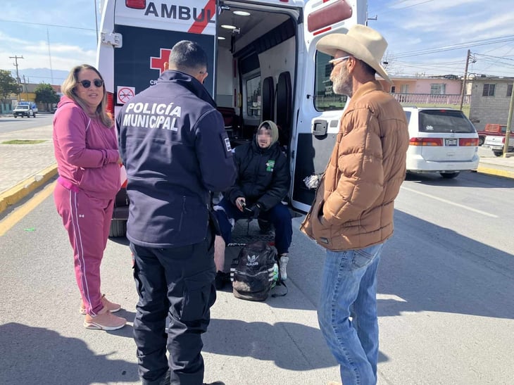 Motociclista sale proyectado tras choque en transitado cruce